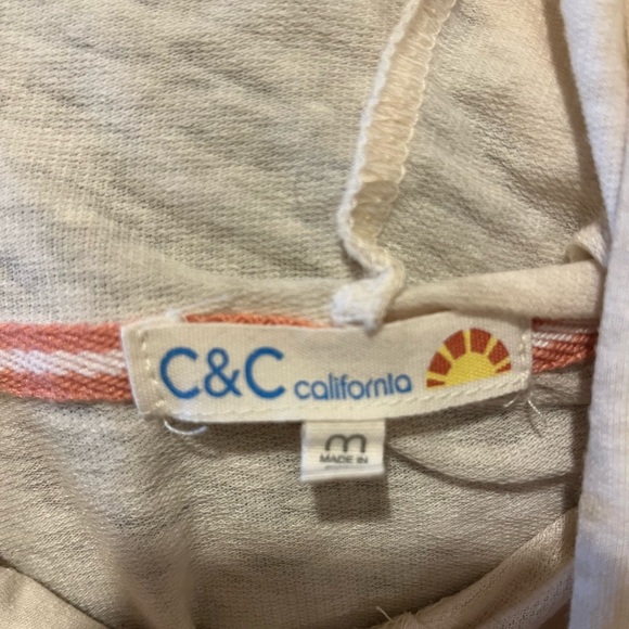 C&C T-shirt weight graphic hoodie in cream “paradise awaits” with rainbow,size M - Picture 5 of 5